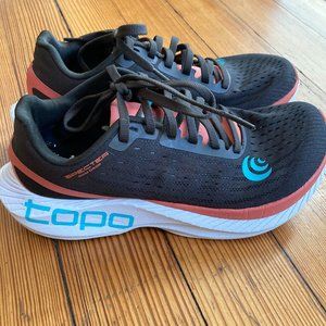 Topo Athletic Specter Women's Running Shoes 6.5